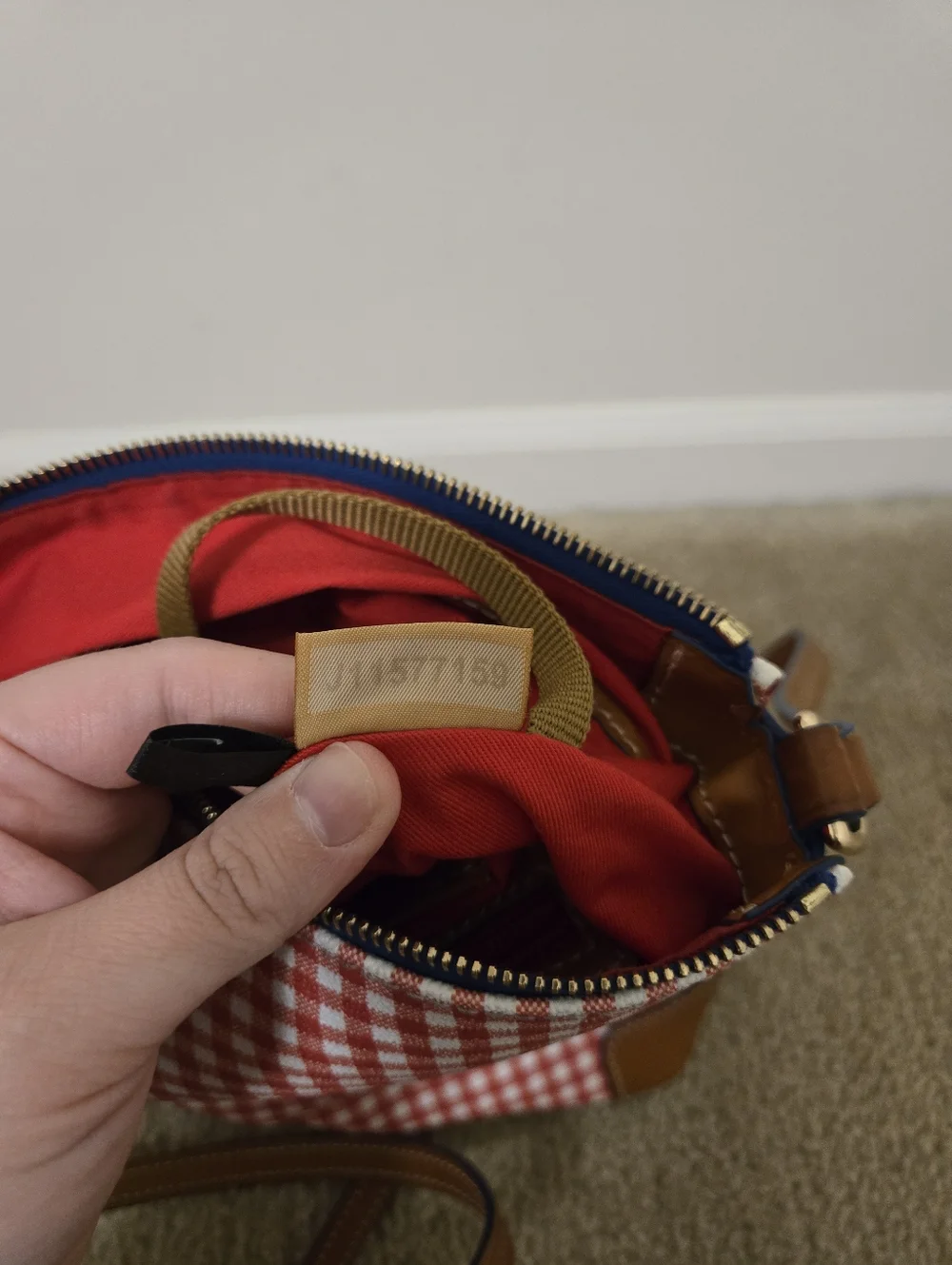 Dooney And Bourke White/Red Gingham Pattern Messenger Crossbody Bag - Picture 8 of 10